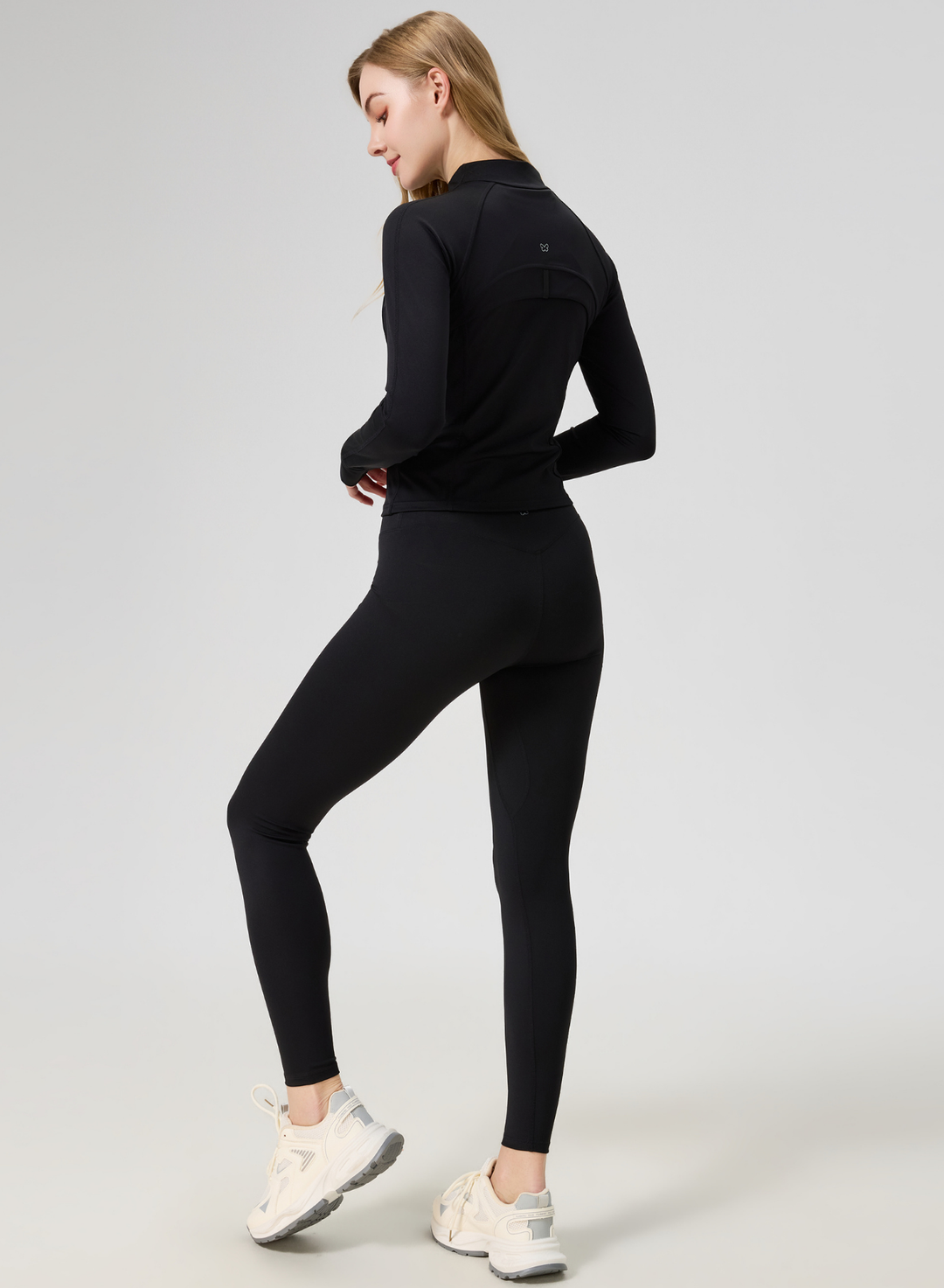 Motion Zip Pocket Jacket Black